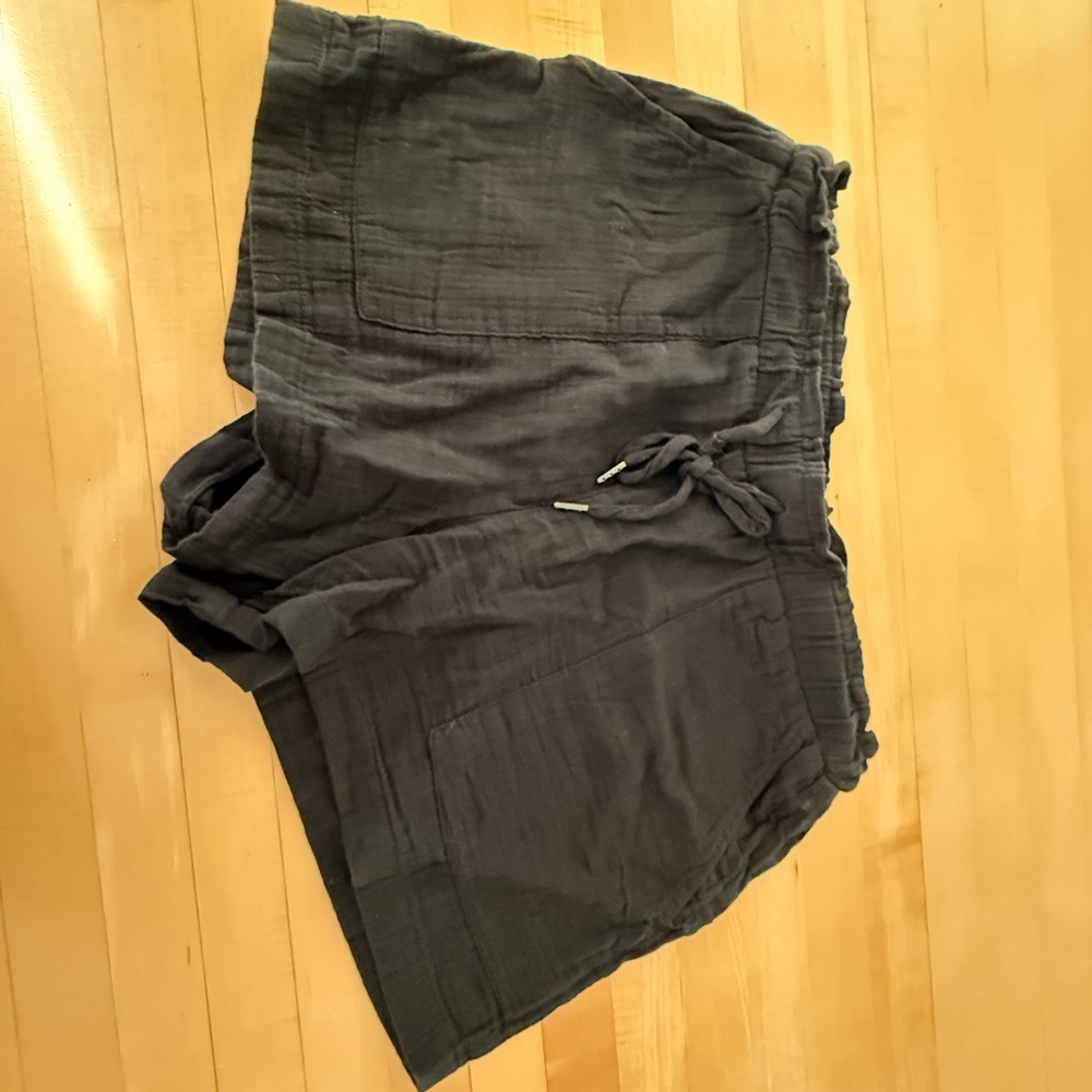 GAP Black Elastic Waist Shorts